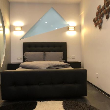 Stylish Westpark 2 Residence Lake View W8 بوخارست المظهر الخارجي الصورة
