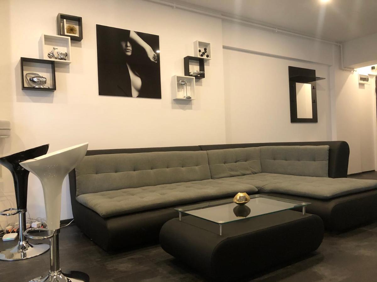 Stylish Westpark 2 Residence Lake View W8 بوخارست المظهر الخارجي الصورة