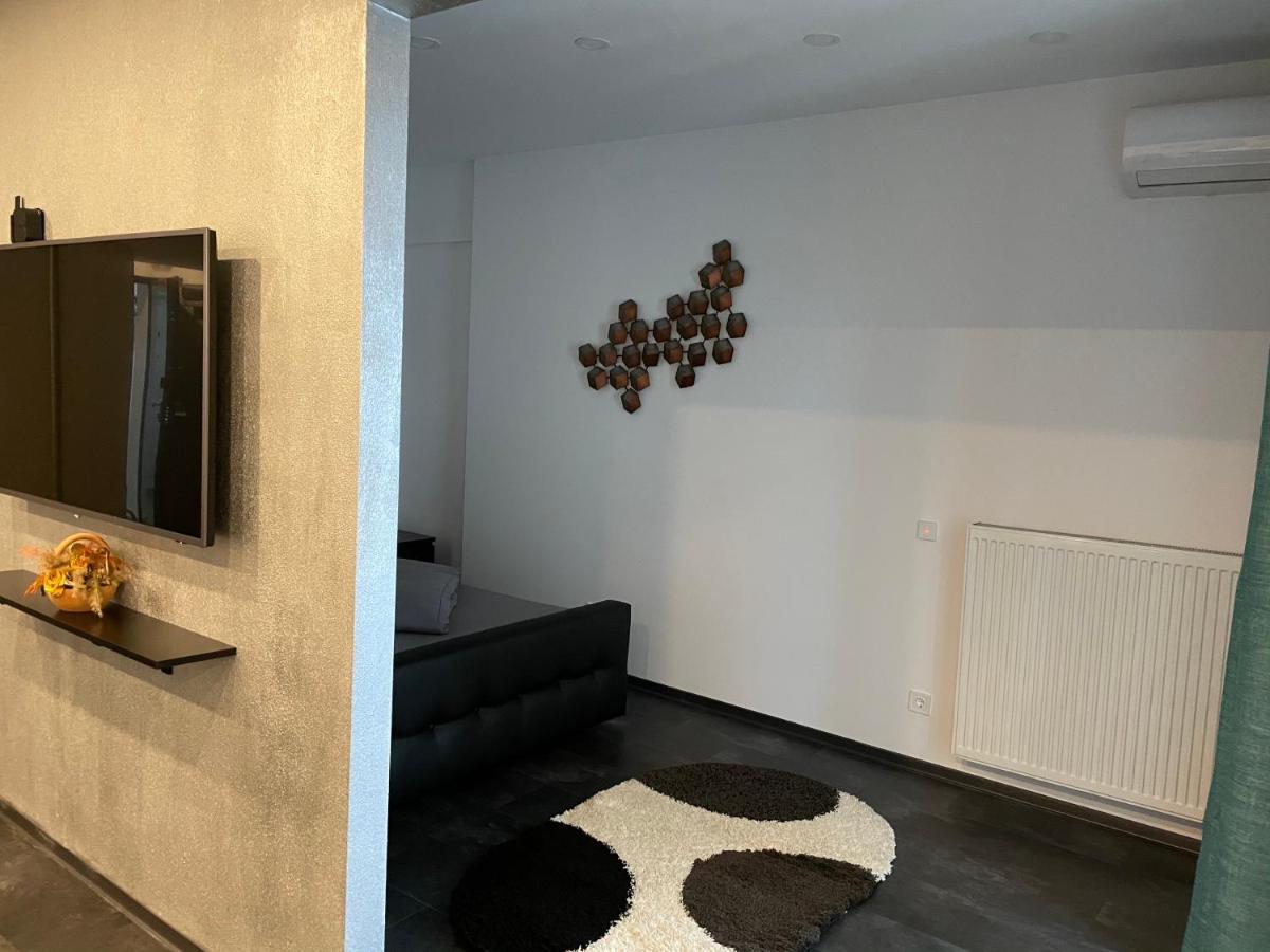 Stylish Westpark 2 Residence Lake View W8 بوخارست المظهر الخارجي الصورة