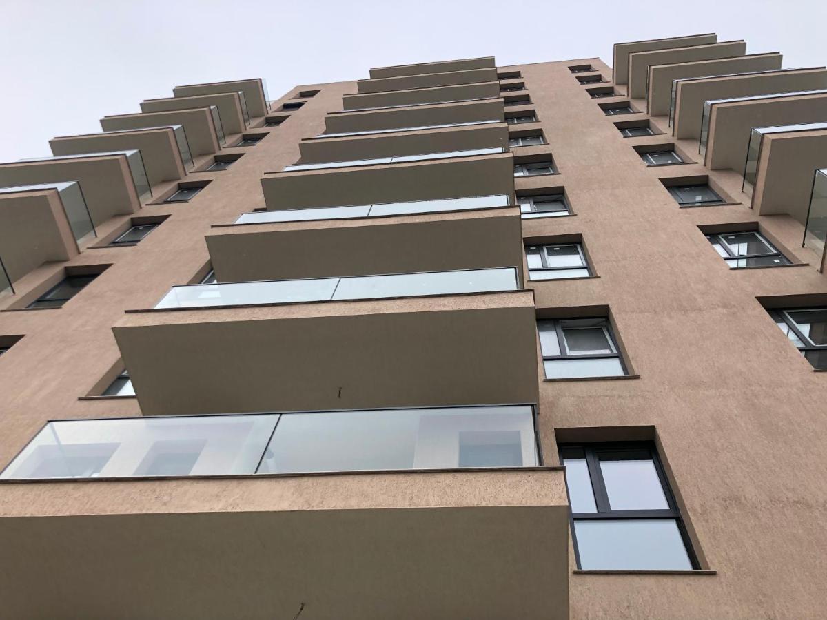 Stylish Westpark 2 Residence Lake View W8 بوخارست المظهر الخارجي الصورة